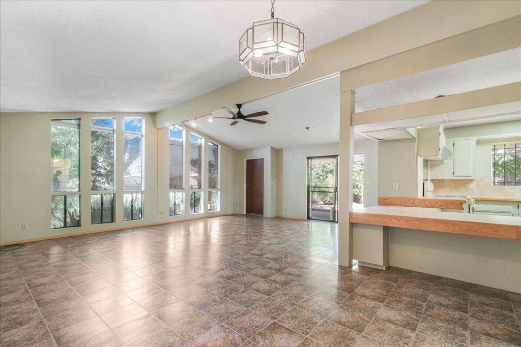 Palm Desert, CA 92260,74225 Zircon CIR W