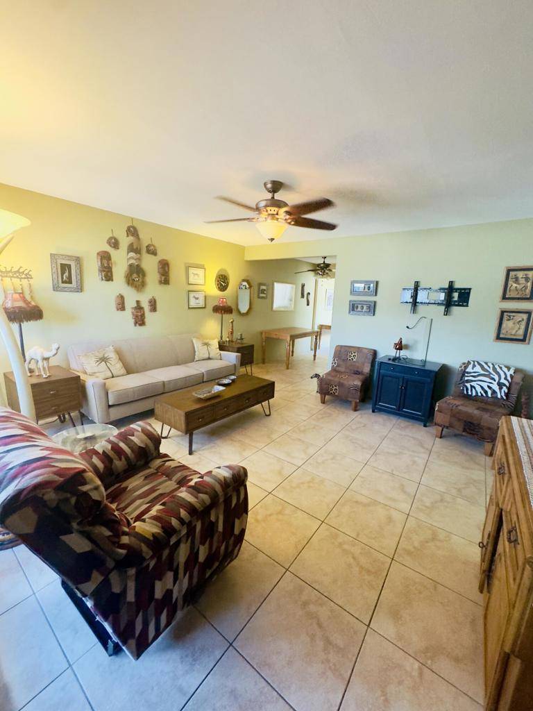 Palm Springs, CA 92262,454 Bradshaw LN #42