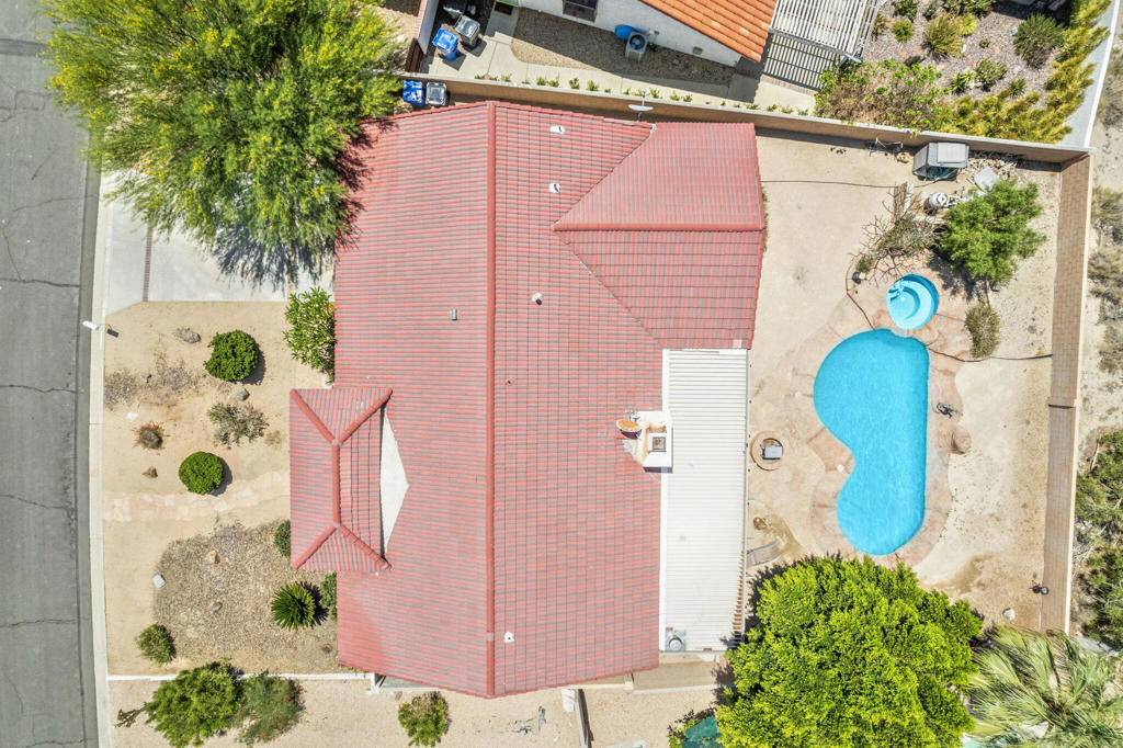 Desert Hot Springs, CA 92240,9735 Hoylake RD