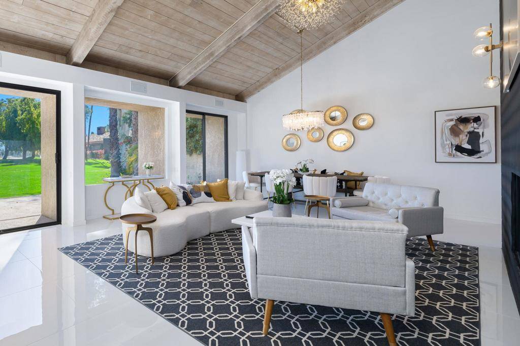 Rancho Mirage, CA 92270,552 Desert W DR