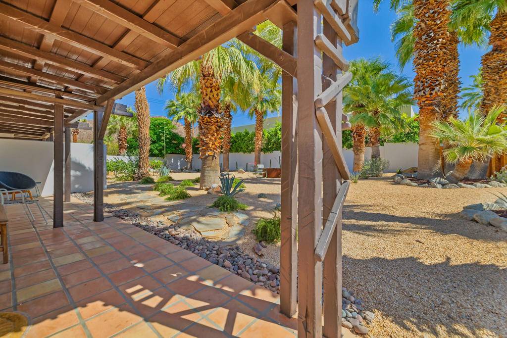 La Quinta, CA 92253,52862 Eisenhower Drive DR