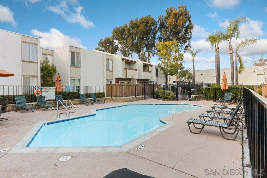 San Diego, CA 92123,3549 Castle Glen Dr #127