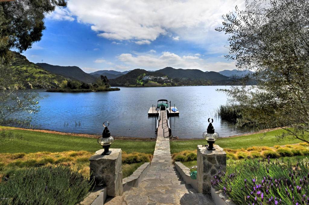 Lake Sherwood, CA 91361,604 Lake Sherwood DR