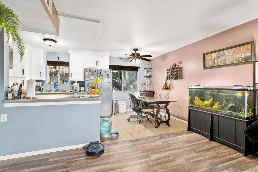 Lakeside, CA 92040,12403 Julian Avenue #102