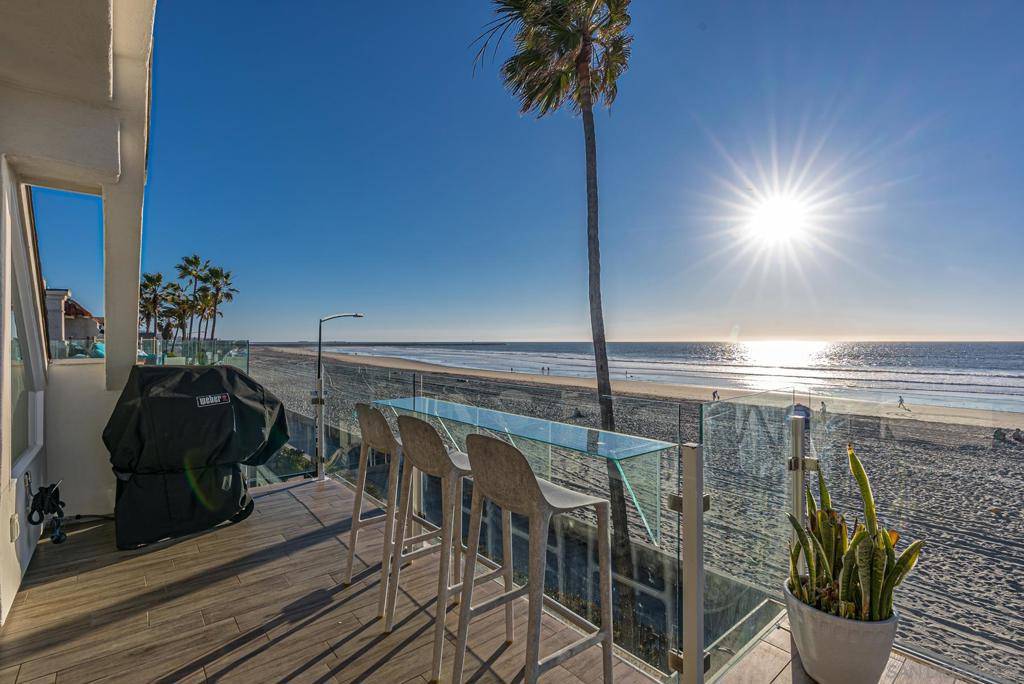 San Diego, CA 92109,2981 Ocean Front Walk B