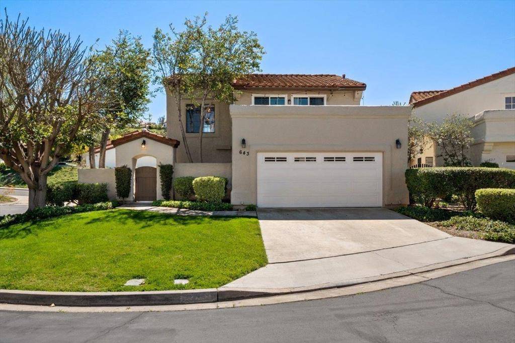 Escondido, CA 92025,643 Hibiscus Gln