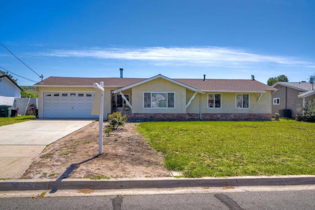 Poway, CA 92064,14523 Saco Street