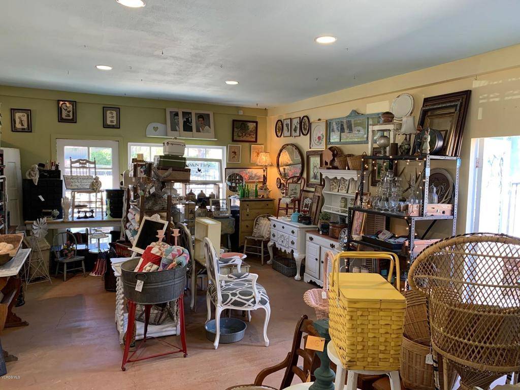 Moorpark, CA 93021,213 E High ST