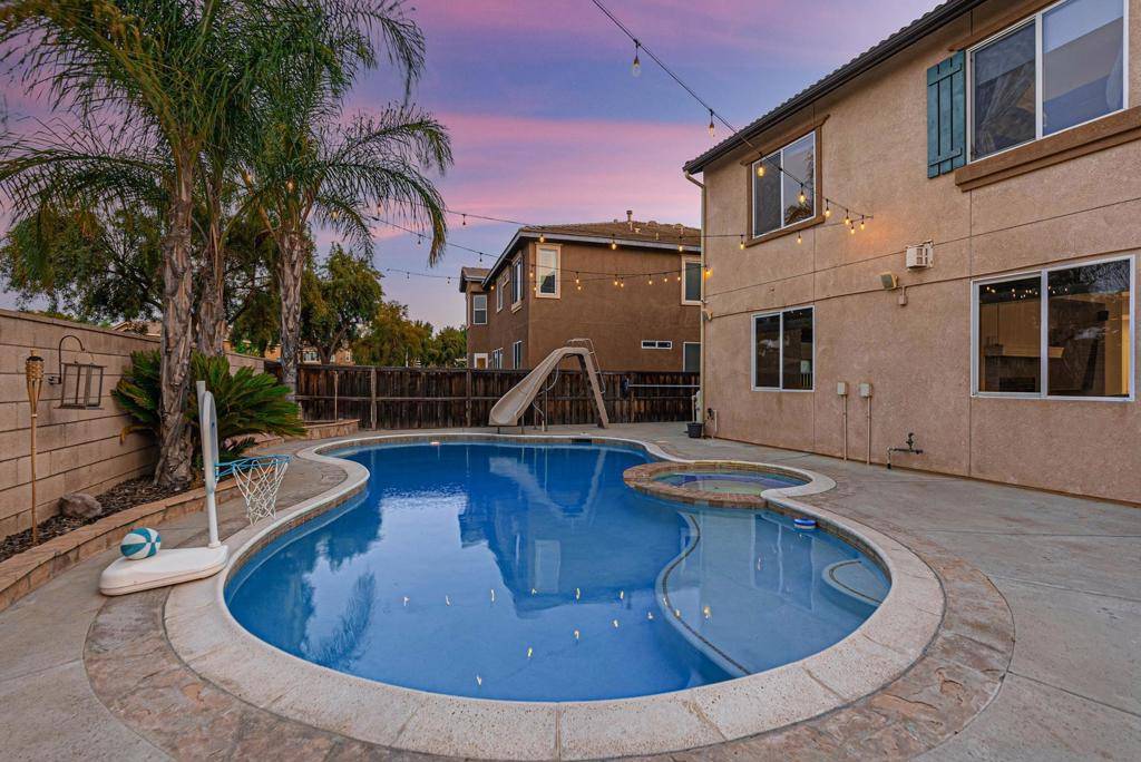 Murrieta, CA 92563,29124 Summersweet Place