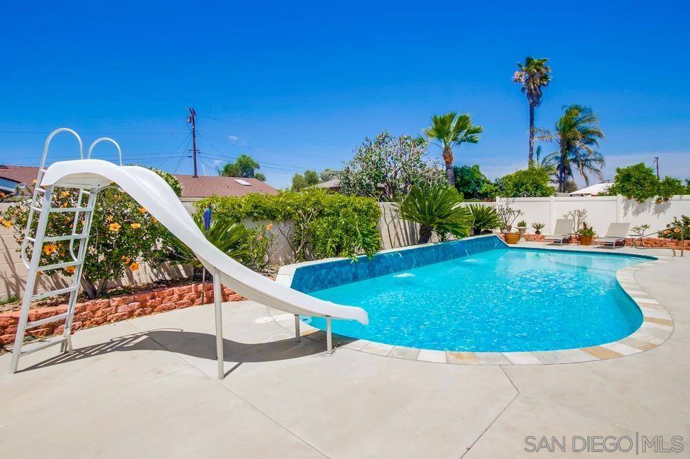 El Cajon, CA 92020,1236 Hacienda Drive