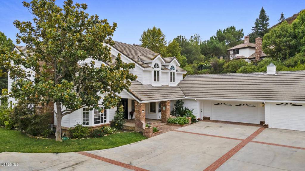 Agoura Hills, CA 91301,29040 Wagon RD