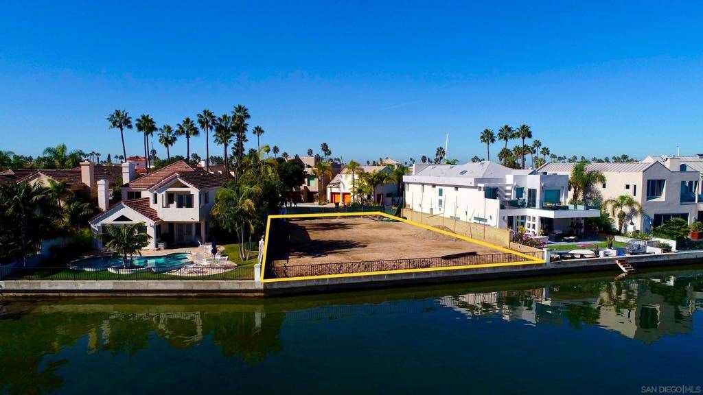 Coronado, CA 92118,7 Spinnaker Way