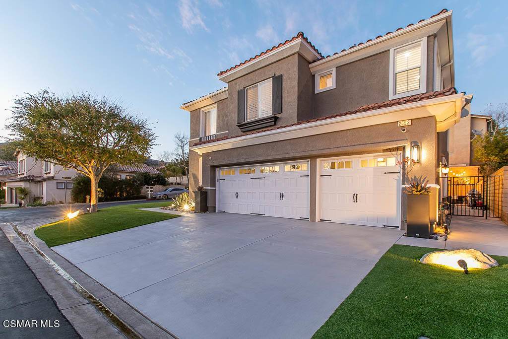 Thousand Oaks, CA 91362,2692 Capella WAY