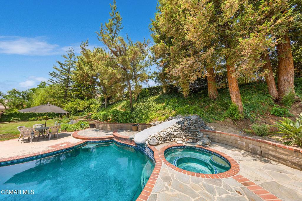 Agoura Hills, CA 91301,30321 Rainbow View CT