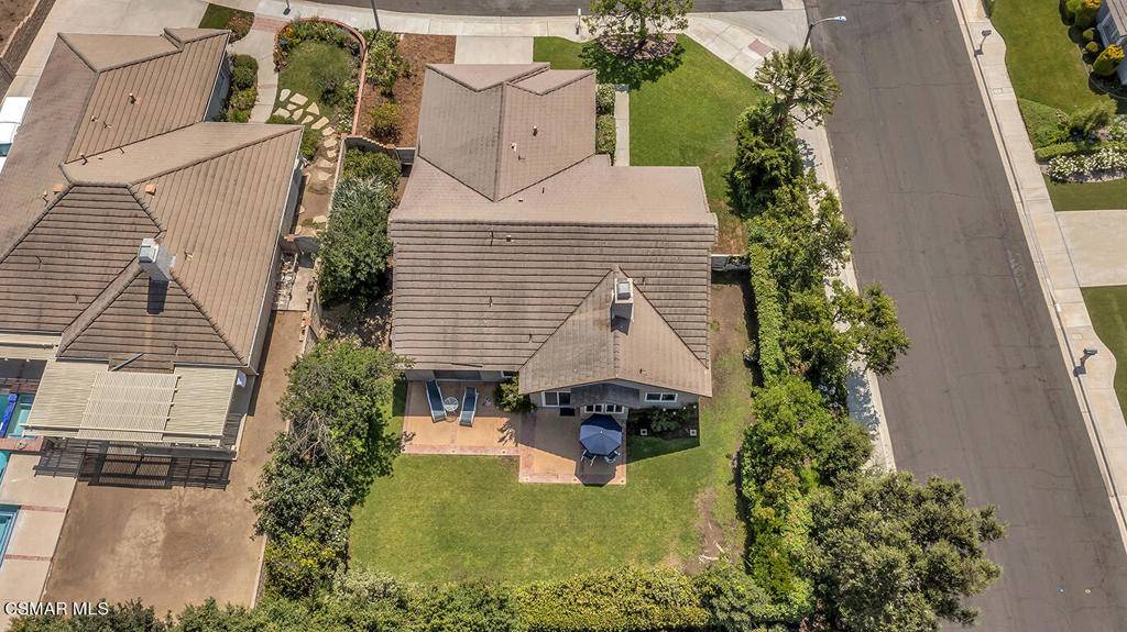 Thousand Oaks, CA 91360,761 Flying Hills LN