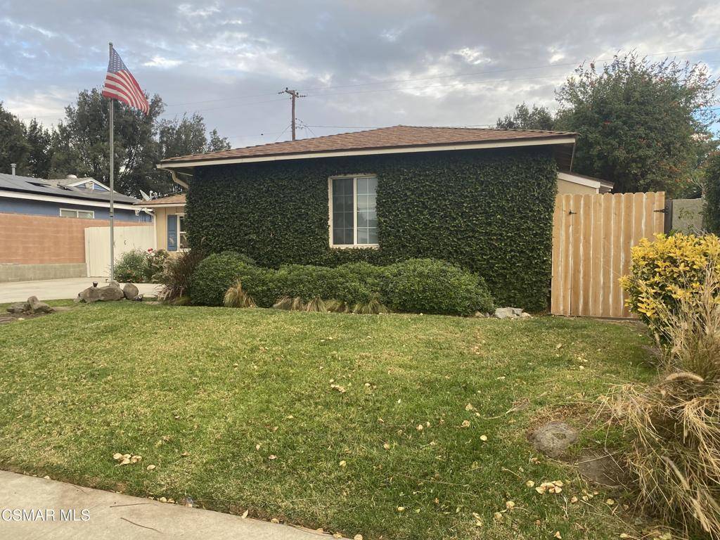 Simi Valley, CA 93065,2180 Lupin ST