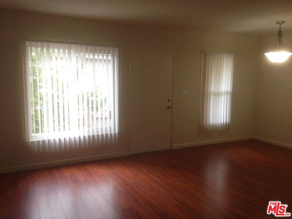 Santa Monica, CA 90403,933 19TH ST #B
