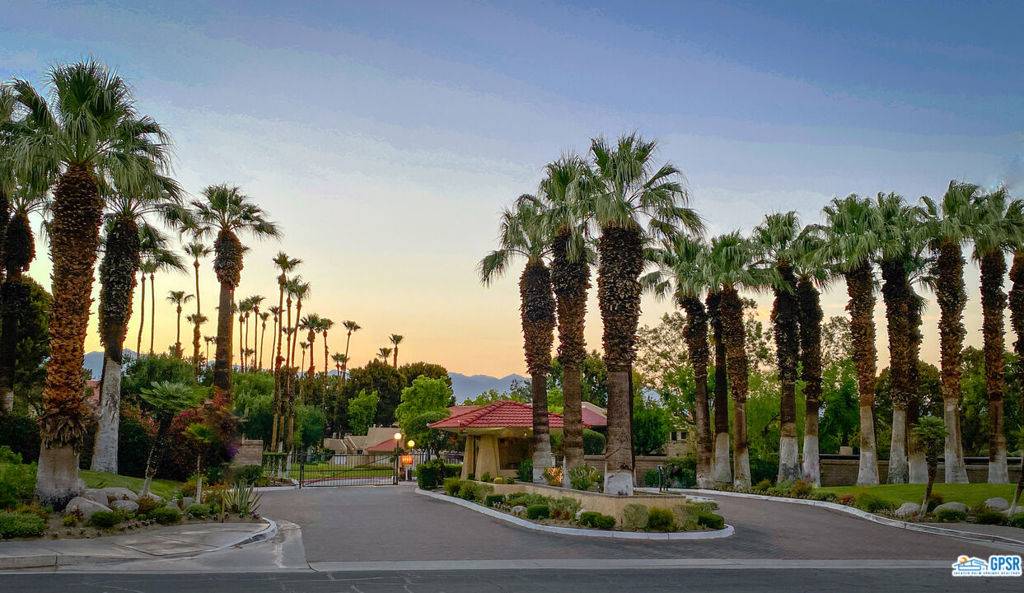 Palm Springs, CA 92262,2822 N AUBURN CT #E215