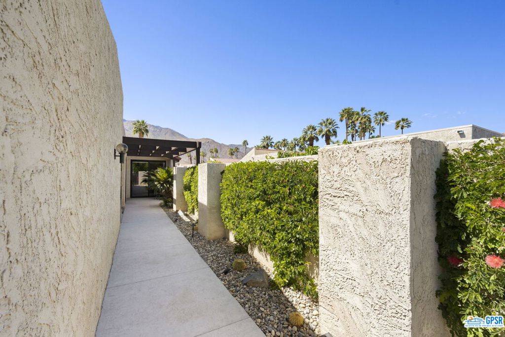 Palm Springs, CA 92262,1366 E ANDREAS RD