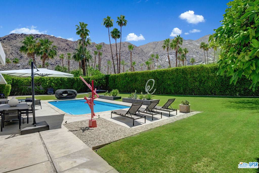 Palm Springs, CA 92262,729 N HIGH RD