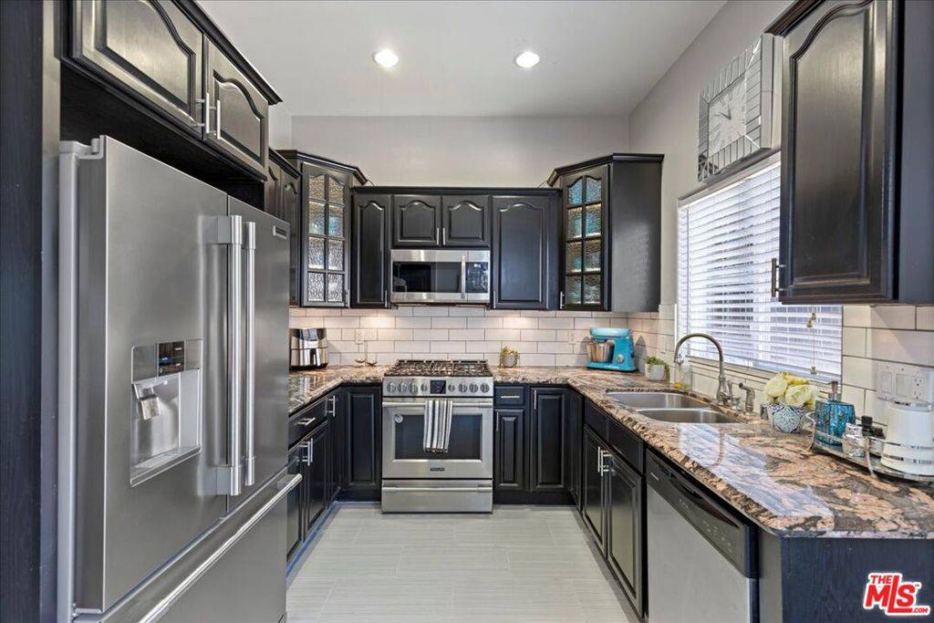 Sylmar, CA 91342,14700 FOREST EDGE DR