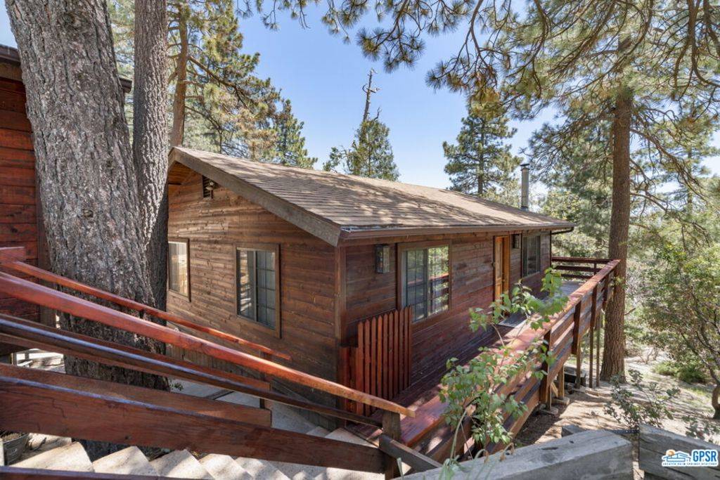 Idyllwild, CA 92549,53041 Rockmere DR