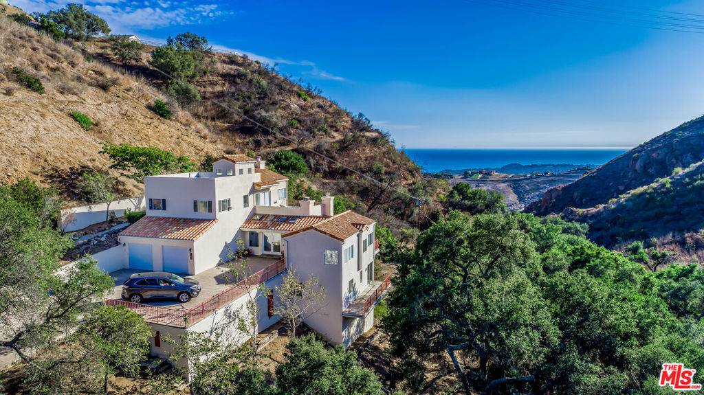 Malibu, CA 90265,4345 Escondido TRL