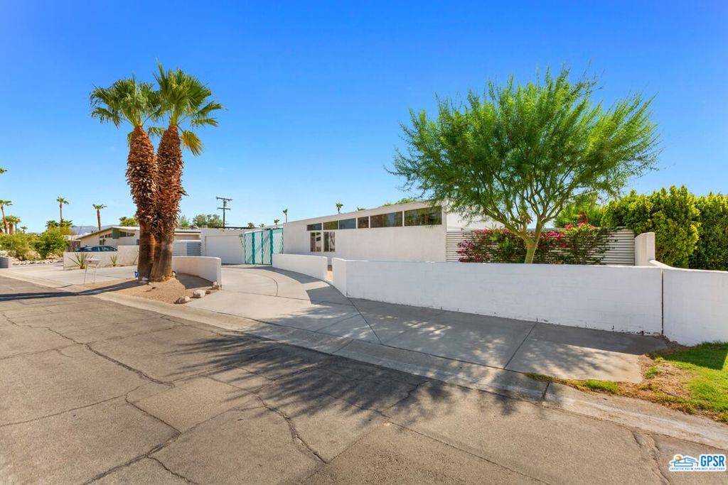 Palm Springs, CA 92262,2890 E Wyman DR