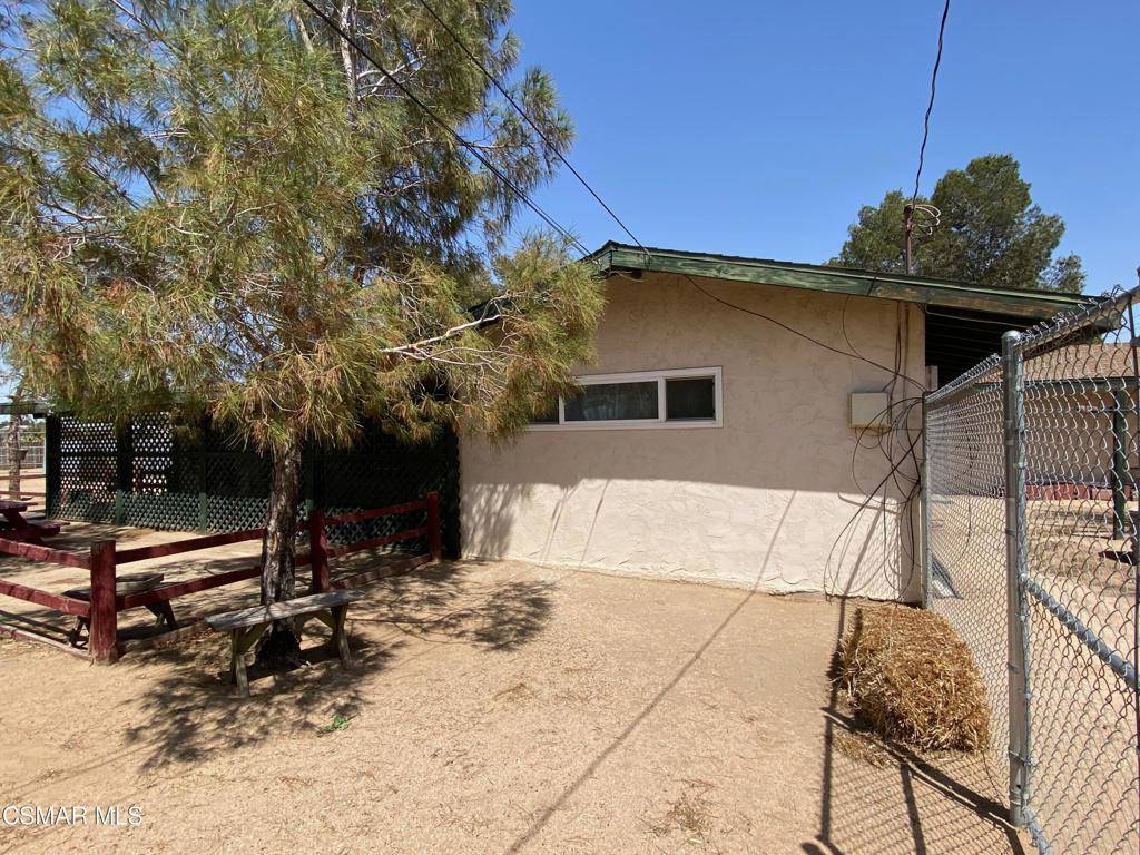 Apple Valley, CA 92307,14698 Nokomis RD