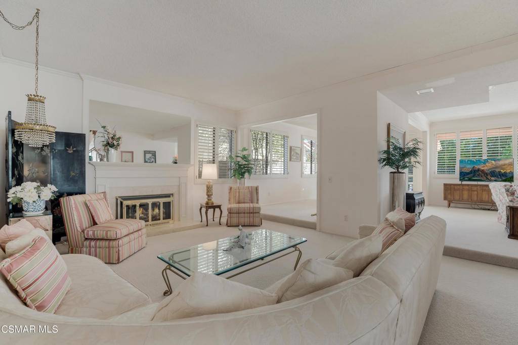 Agoura Hills, CA 91301,29020 Catherwood CT