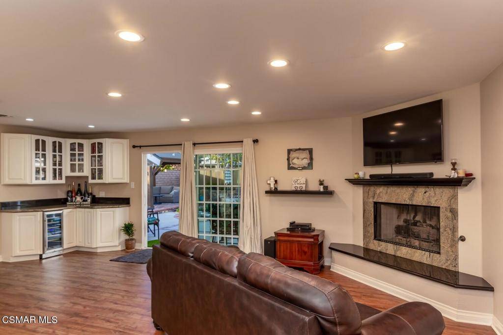 Newbury Park, CA 91320,3471 Lesser DR