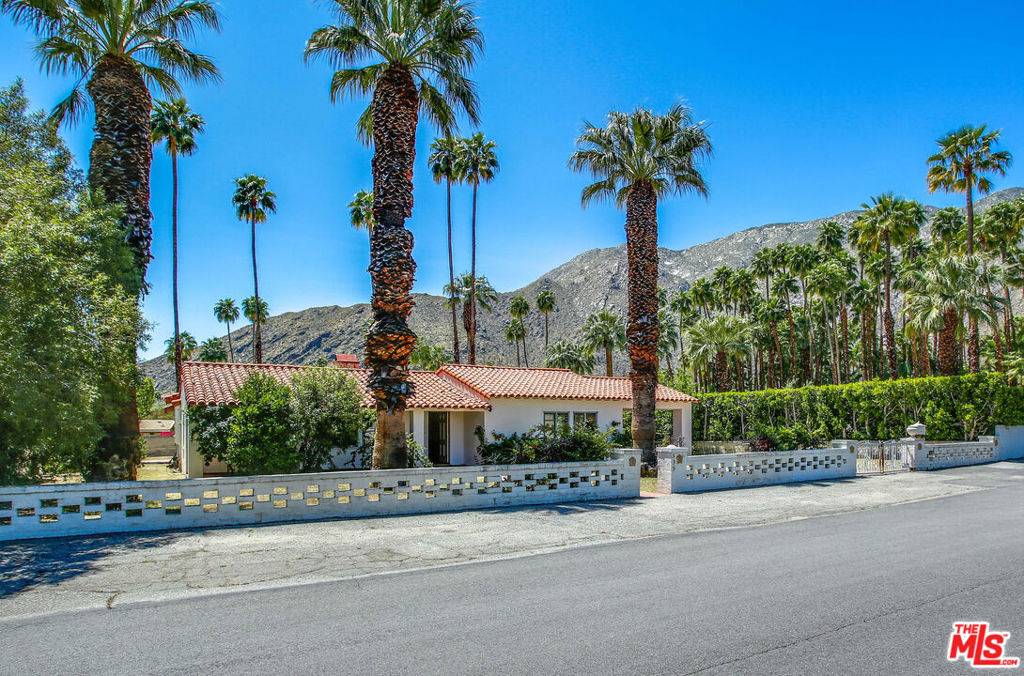 Palm Springs, CA 92262,535 CAMINO SUR