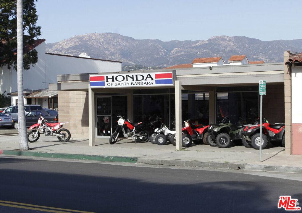 Santa Barbara, CA 93101,408 Chapala ST
