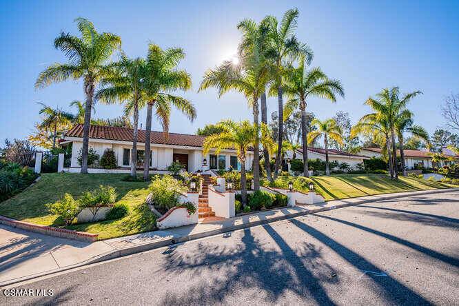 Thousand Oaks, CA 91360,1114 Wildwood AVE