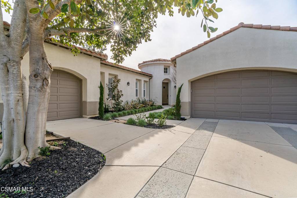 Newbury Park, CA 91320,987 Via Baron