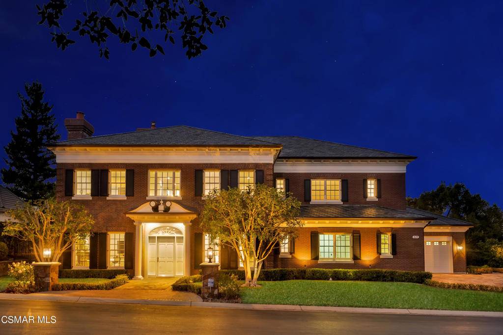 Westlake Village, CA 91361,820 W Stafford RD