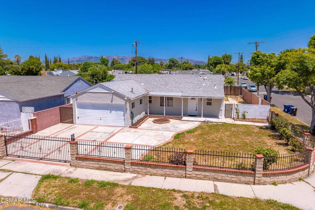 Reseda, CA 91335,17731 Arminta ST