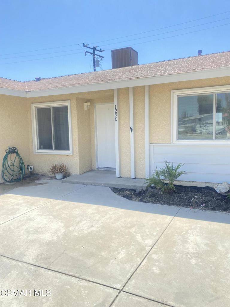 Simi Valley, CA 93065,1290 Parkhurst ST