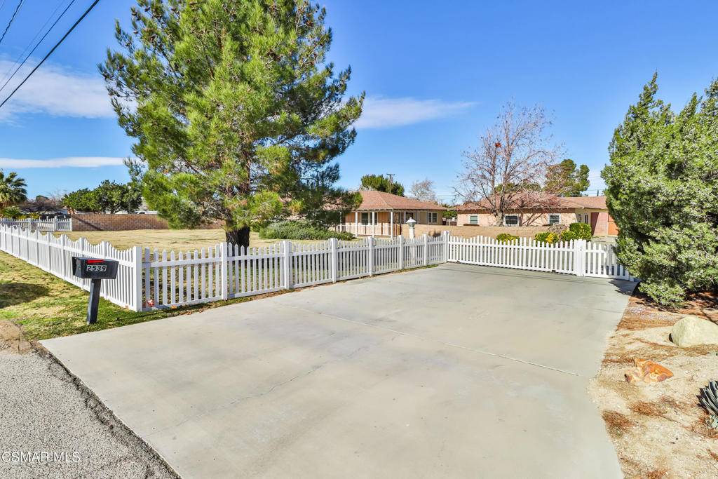 Lancaster, CA 93536,2539 W Avenue K