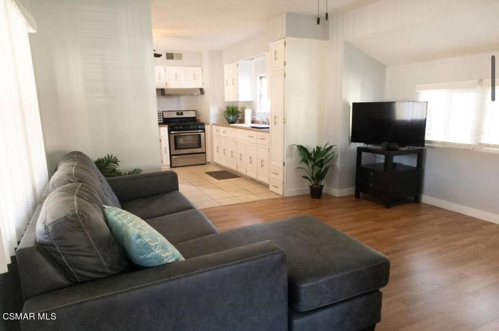 Simi Valley, CA 93063,5932 Los Angeles AVE #38