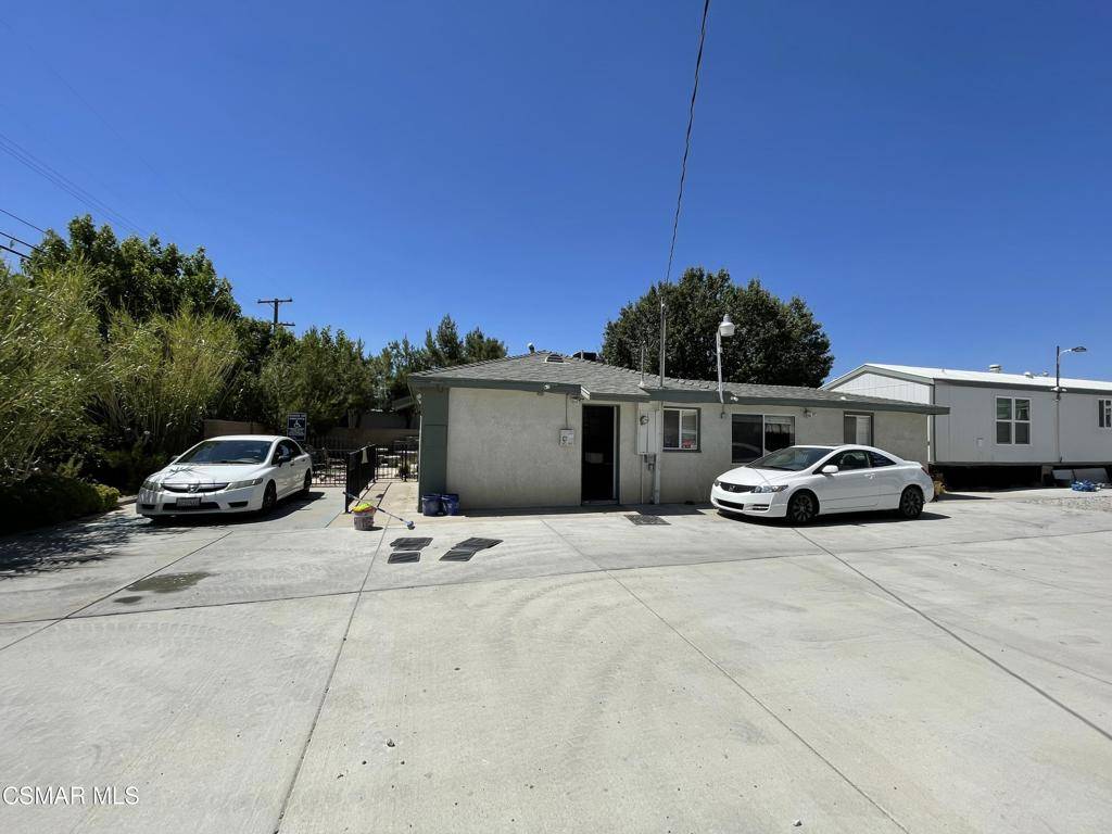 Lancaster, CA 93535,42723 3rd ST E