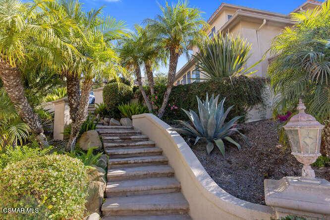 Newbury Park, CA 91320,93 Via La Cima