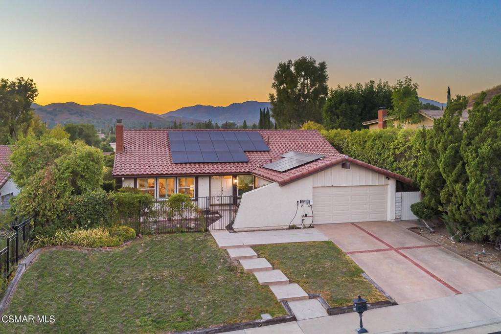 Agoura Hills, CA 91301,28909 Hollowbrook AVE