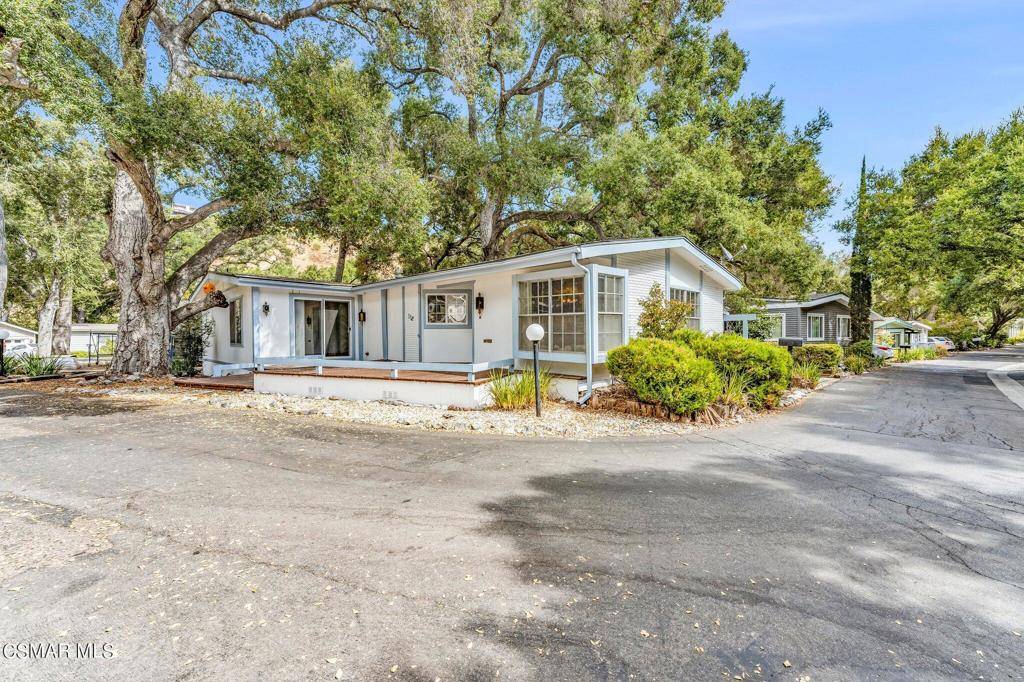 Westlake Village, CA 91361,112 Merry Oak LN