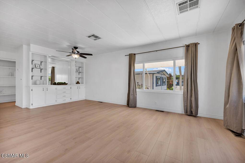 Newbury Park, CA 91320,83 La Lomita