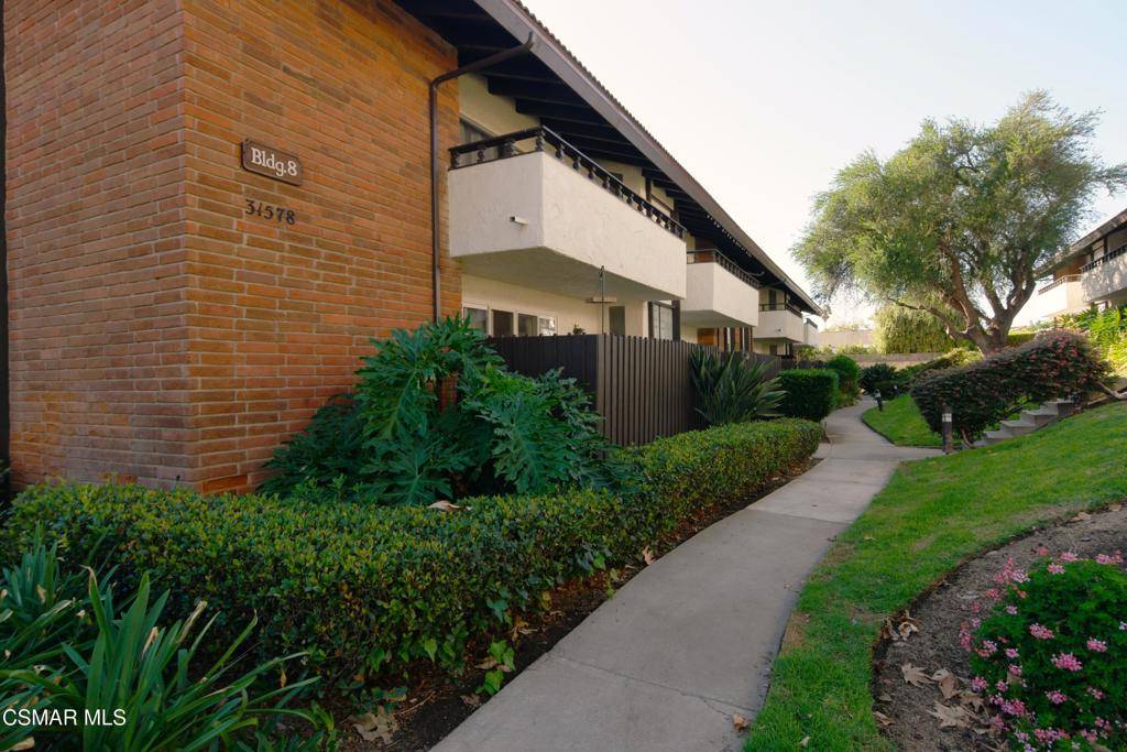 Westlake Village, CA 91361,31578 Agoura RD #2