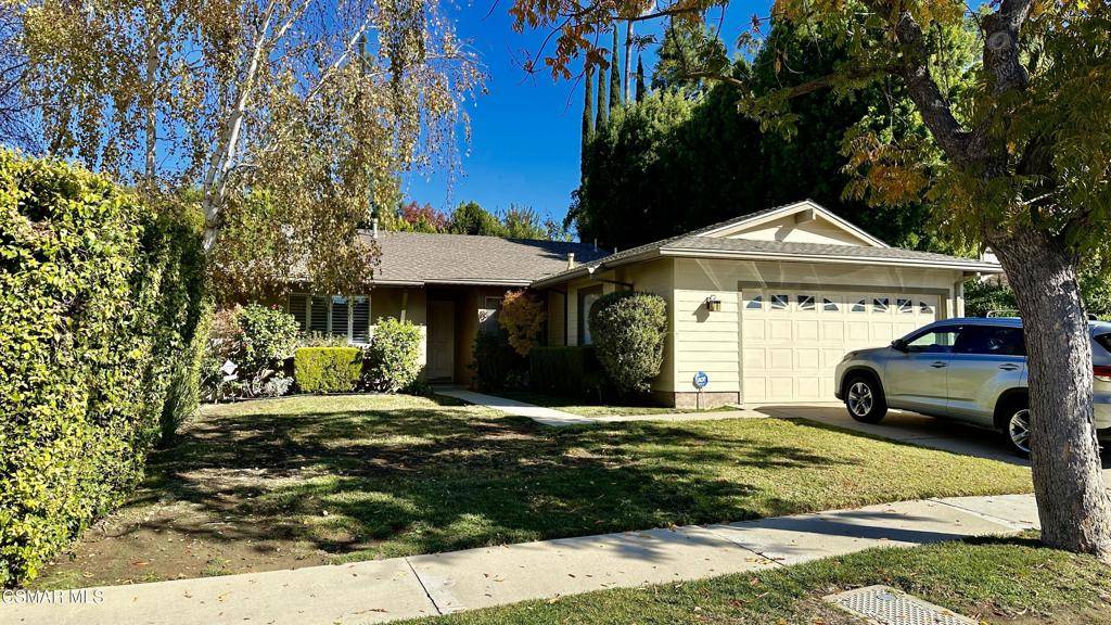 Agoura Hills, CA 91301,5984 Dovetail DR