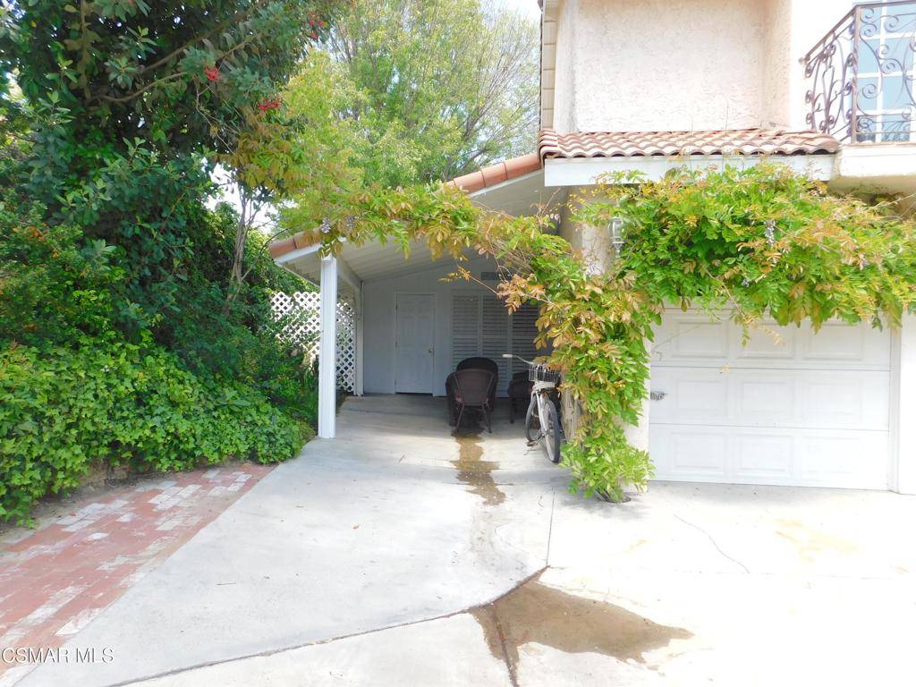 Agoura Hills, CA 91301,27437 Freetown LN