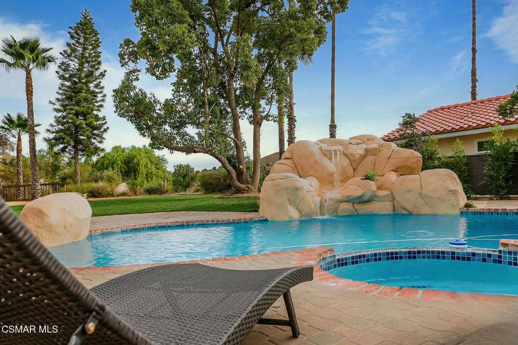 Thousand Oaks, CA 91360,1896 Calle Salto