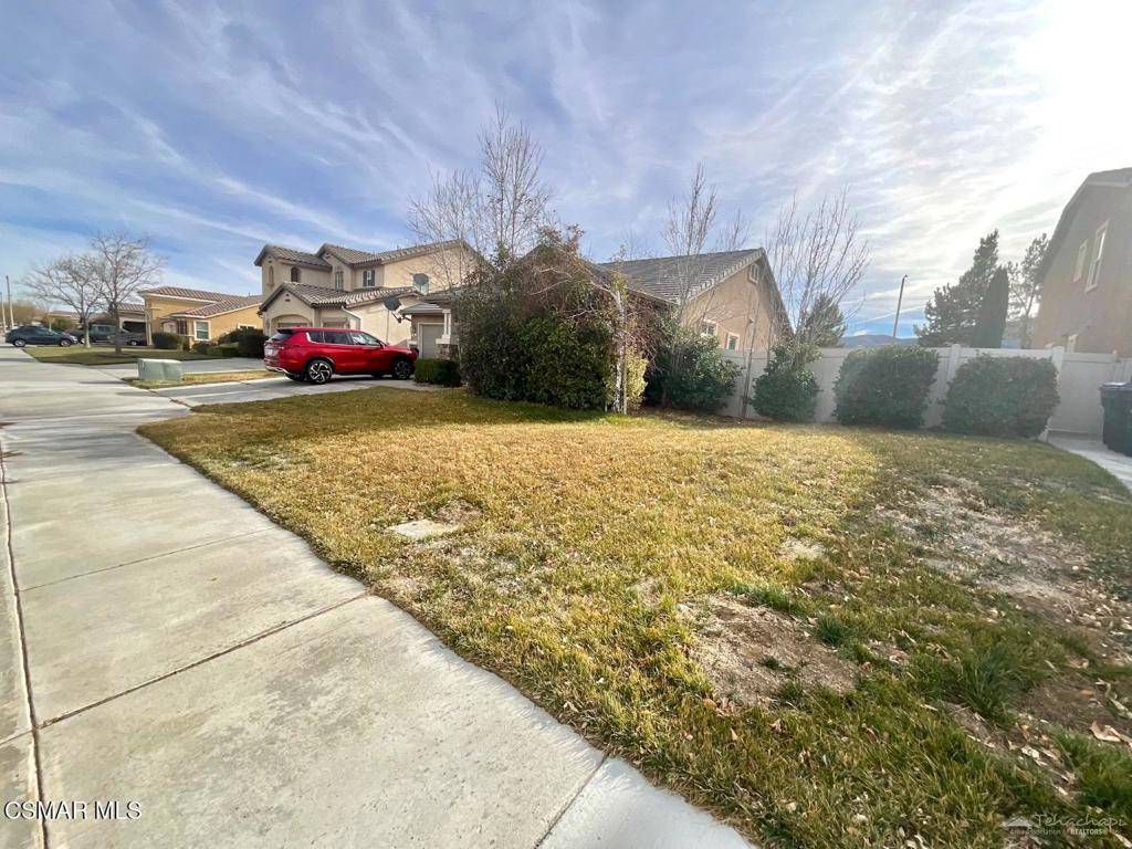 Tehachapi, CA 93561,906 Carolyn LN